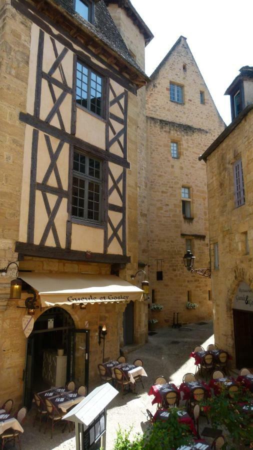 Апартаменти Les Toits De Sarlat Екстер'єр фото